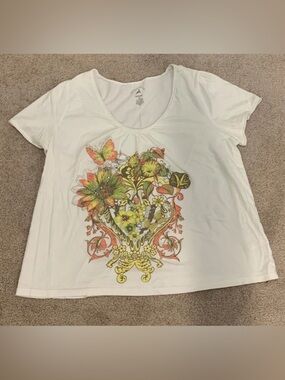 White Stag Vintage V-neck Tee